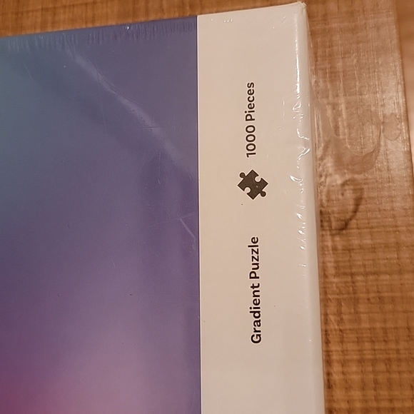 1000 Piece Puzzle - Picture 2 of 2